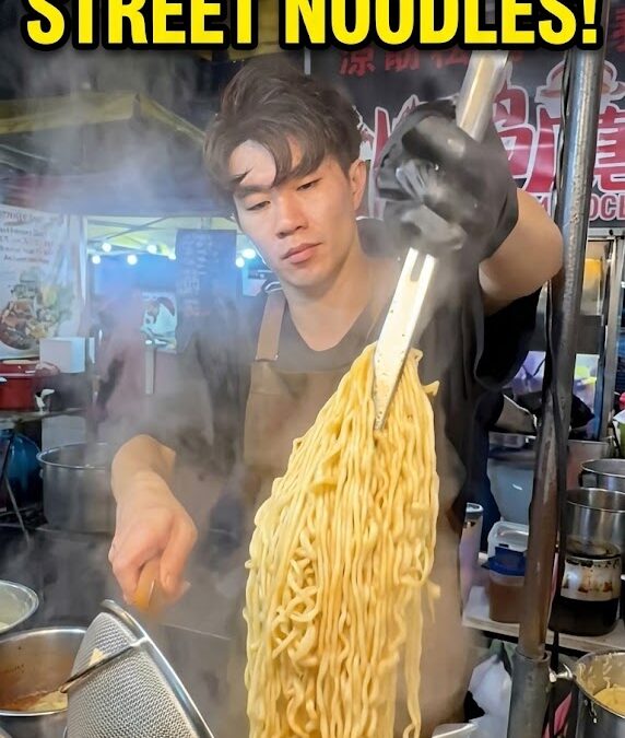 The Ultimate Noodle Omelette Craze